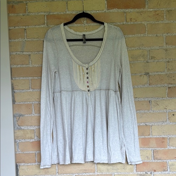 Free People Cream and Gray Long Sleeve Top - Picture 1 of 4